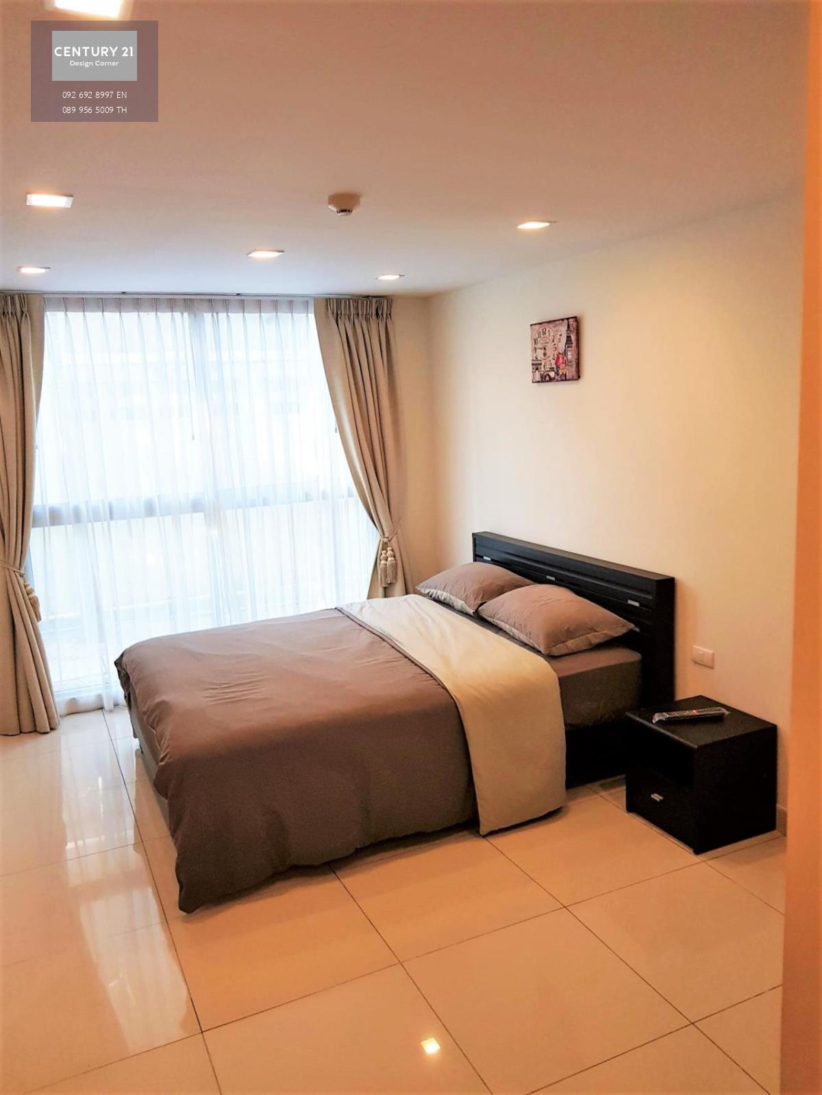 This studio is for sale at the price of 1,250,000฿ Studio 30 square meters 5th floor Foreign Quota Fully furnished and ready to move in Condo features: Fully equipped kitchen Air-conditioning unit Building features: Resident\