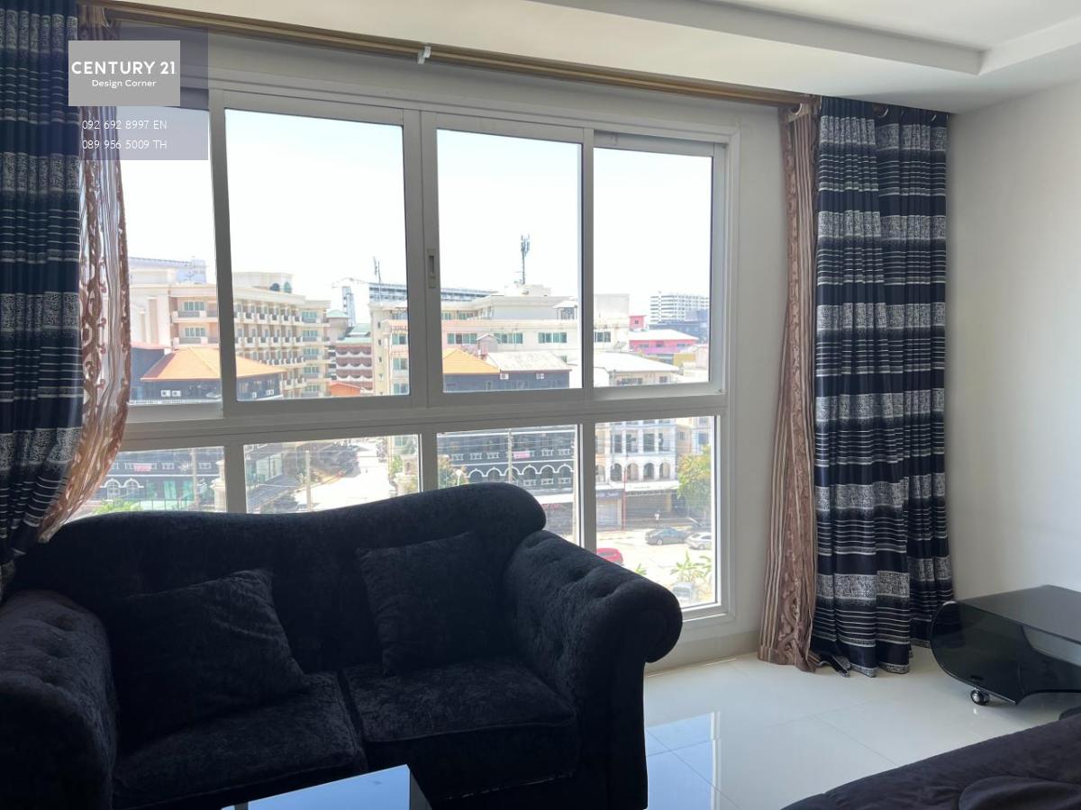 Great investment opportunity in South Pattaya, very close to Walking Street. Price starts at 1,100,000฿ and the condo is in Thai Quota. 24 square meters 7th floor & corner unit Fully furnished & fitted European kitchen Facilities include: Swimming pool & 