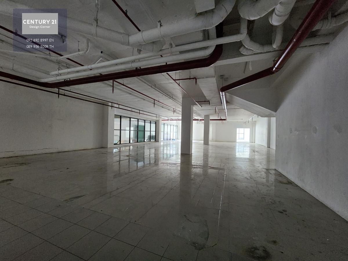 ให้เช่า พื้นที่ Commercial Space ในอาคาร Mixed Use Community Mall ถนน จันทร์ 