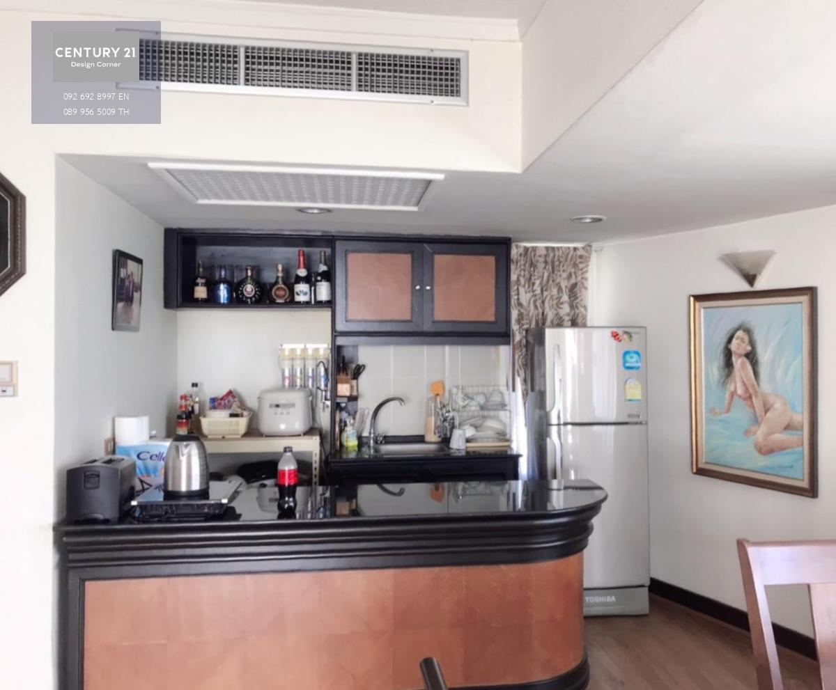 Sale price: 11,000,000฿ 2 bedrooms & 2 bathrooms 147 square meters European kitchen and large living room area Large balcony Renovated from its original condition Foreign Quota Ready to move in