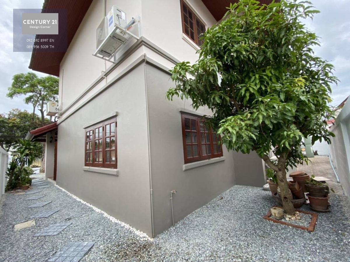 This two-storey house comes fully furnished and fitted House features: Two living areas with a sofa set on each Outdoor seating area Fully equipped European kitchen Master bedroom with en-suite Covered parking area Well landscaped and maintained garden ar