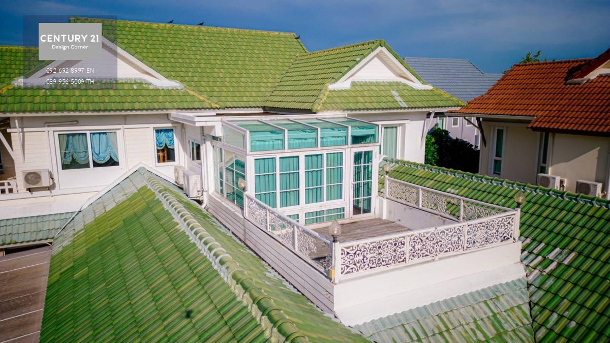 บ้านพูลวิลล่าในโครงการ เดินเพียง 200 เมตรถึงทะเล มีชายหาดส่วนตัว Villa Casalunar บางแสน ชลบุรี