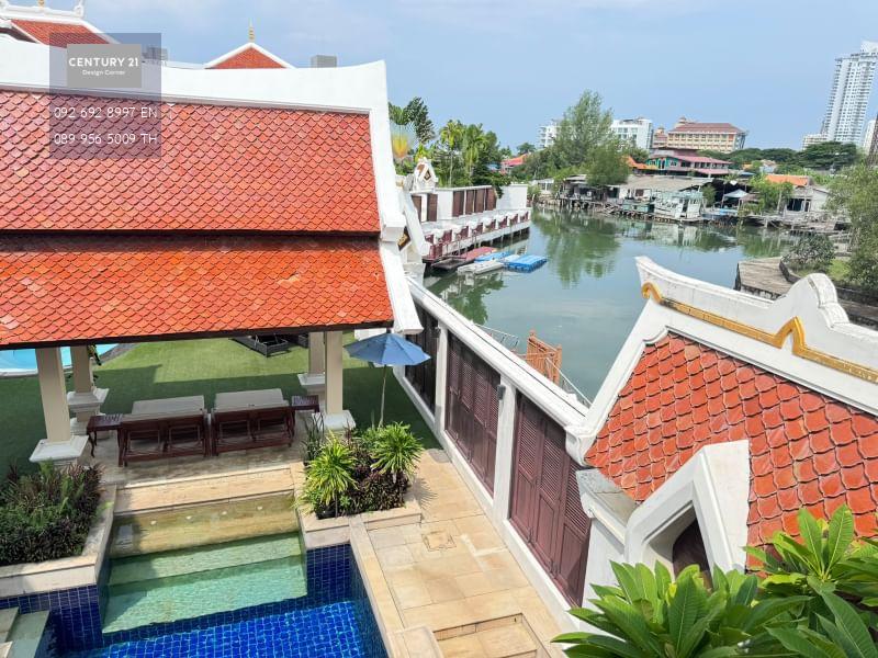 บ้านพูลวิลล่าในโครงการ บ้านสวยราคาพิเศษ view talay marina นาจอมเทียน พัทยา