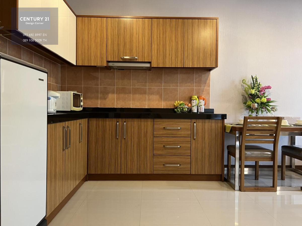 This centrally located condominium is for sale and it comes at the price of 4,600,000฿ 1 Bedroom & 1 Bathroom 64 square meters Fully furnished & fitted. It has been recently renovated from its original condition. Brand new furniture. Condo features, furni