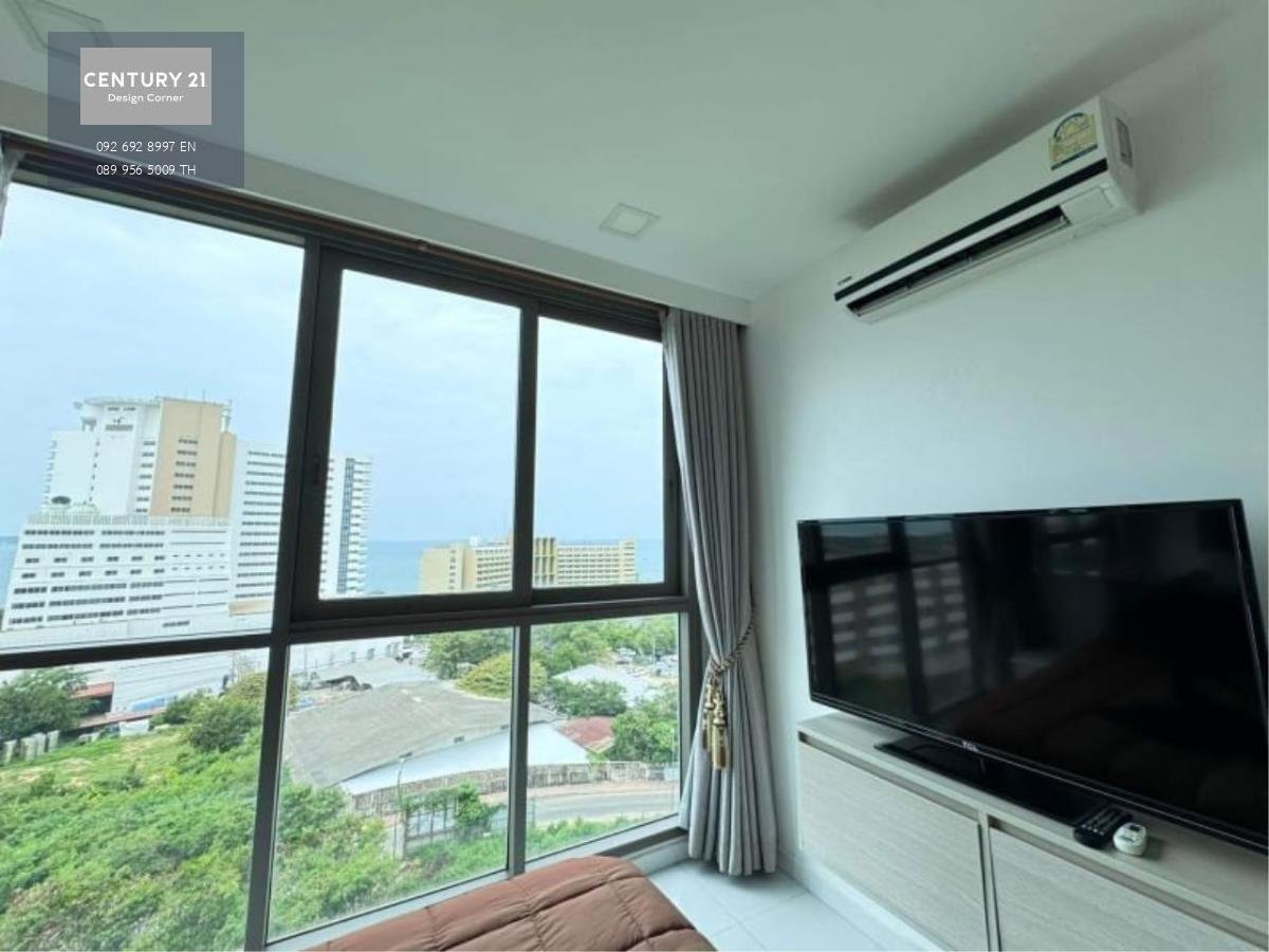 This condo is for sale at the price of 2,500,000฿ 1 bedroom & 1 bathroom 74 square meters 8th floor Foreign quota Fully furnished & ready to move in Condo features: Large open-plan living room area Fully equipped kitchen Ceiling fans throughout Fully air-