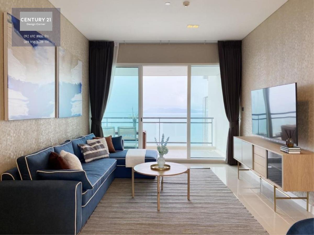 This high-rise condominium is for sale and it comes at the price of 18,000,000฿. 2 Bedrooms & 2 Bathrooms 116 square meters floor area size Fully furnished & fitted. Renovated from its original condition. Ready to move in. Thai Quota Condo features: Beaut