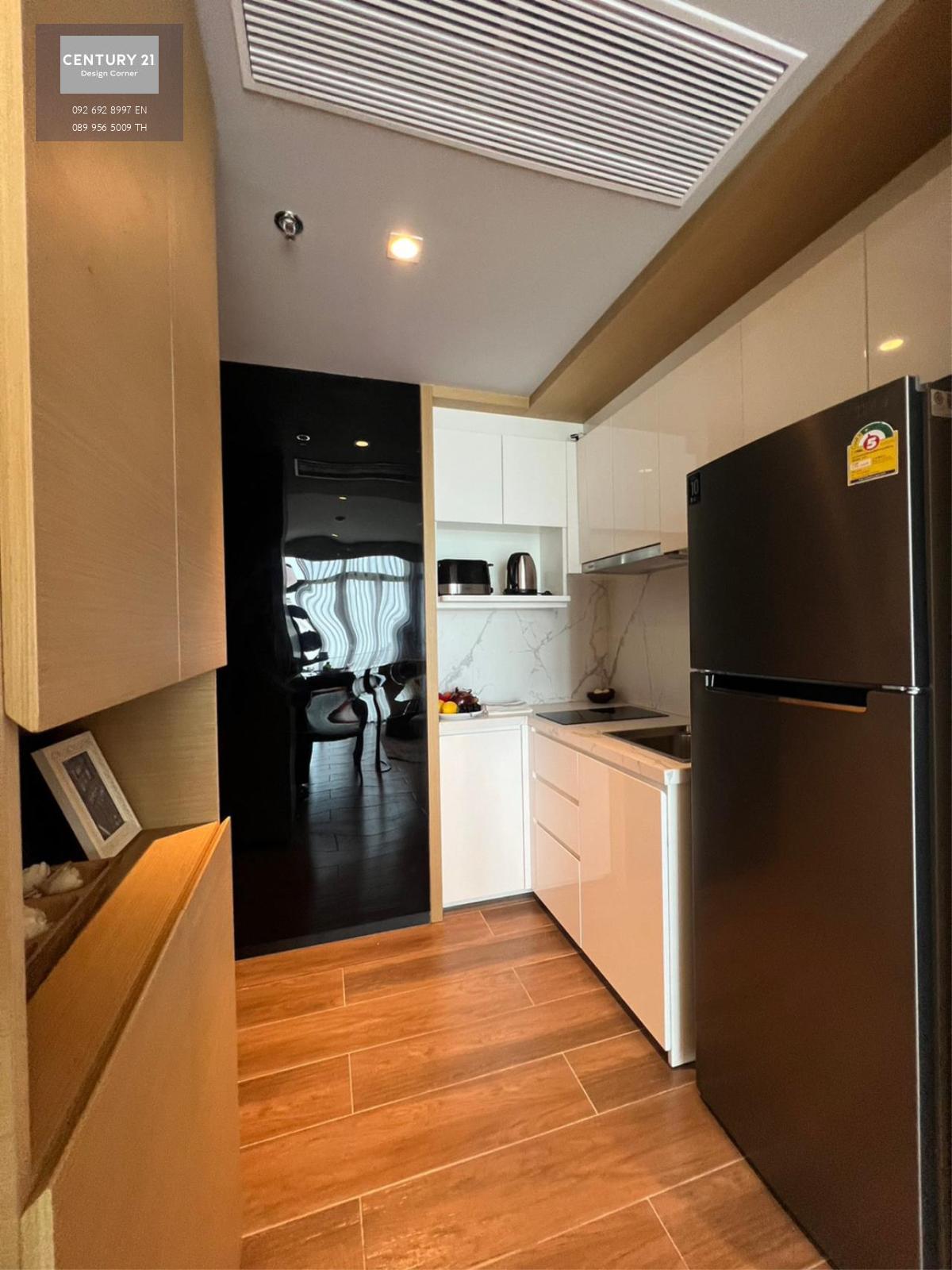 Beverly Mountain Bay Luxury Condominium Pattaya