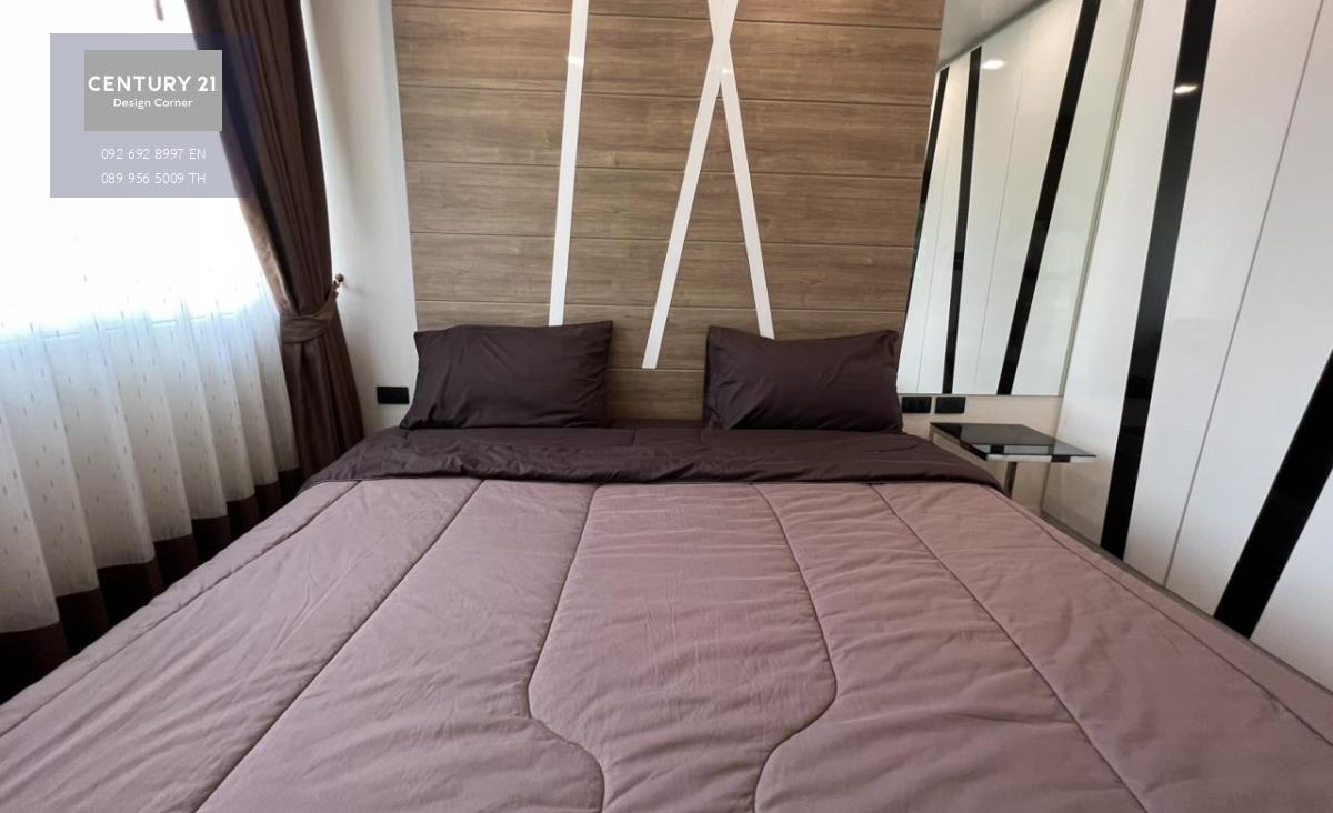 This cozy condo is for sale and it comes at the price of 1,850,000฿. 1 bedroom & 1 bathroom 36 square meters Foreign Quota Fully furnished & ready to move in Condo features: Low-ceiling Balcony with washing machine European kitchen Built-in wardrobe Proje