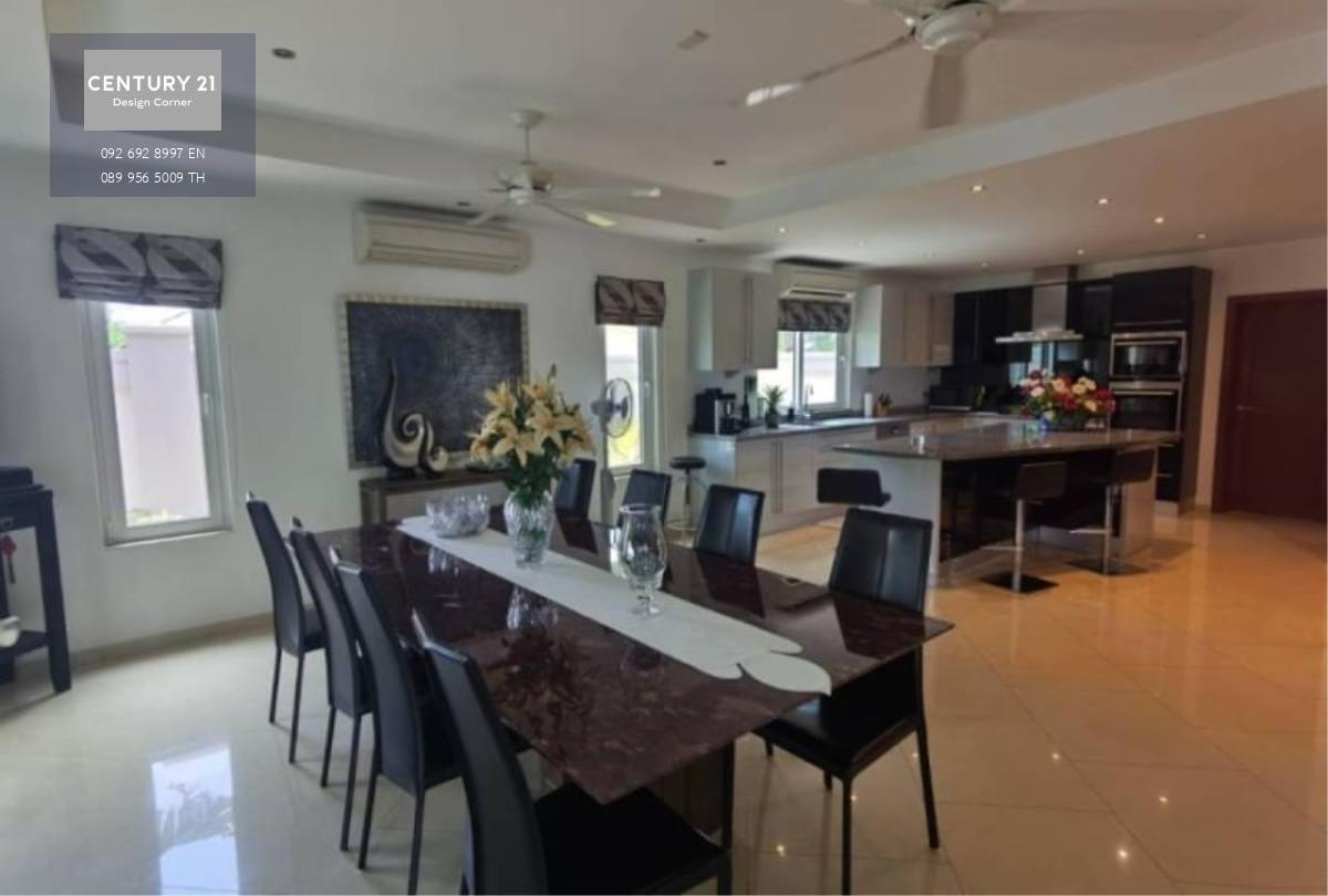 Pool Villa for Sale in Siam royal view Pattaya Land Area 1,104 m2 Usable Area 680 m2 on 2 floors 4 Bedrooms 4 bathrooms on suite High end European Kitchen Lounge Dinning Room Separate Office Double Garage with electric door. High End finishes and tiles (S