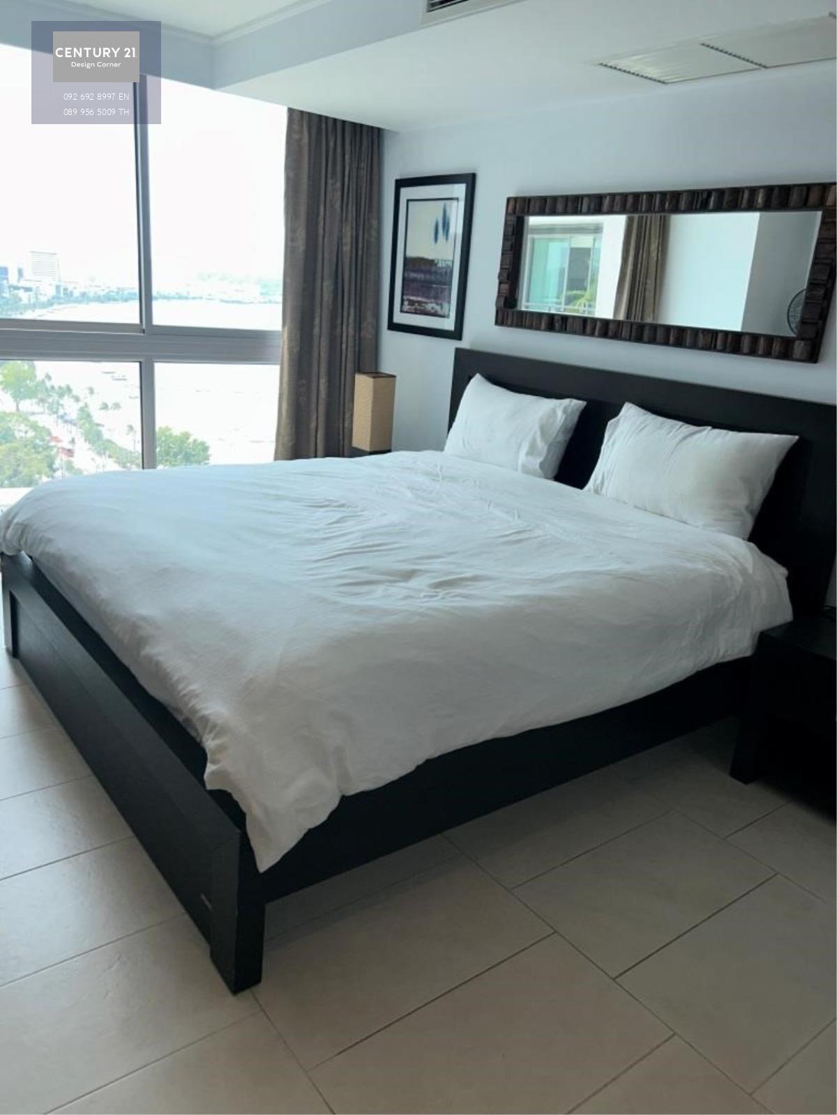 This seaview condo is for sale and it comes at the price of 9,500,000฿. 1 Bedroom & 1 Bathroom 64 square meters Fully furnished & fitted. Ready to move in Condo features, furniture & appliances: Beautiful view of the city and the sea Recently renovated Re