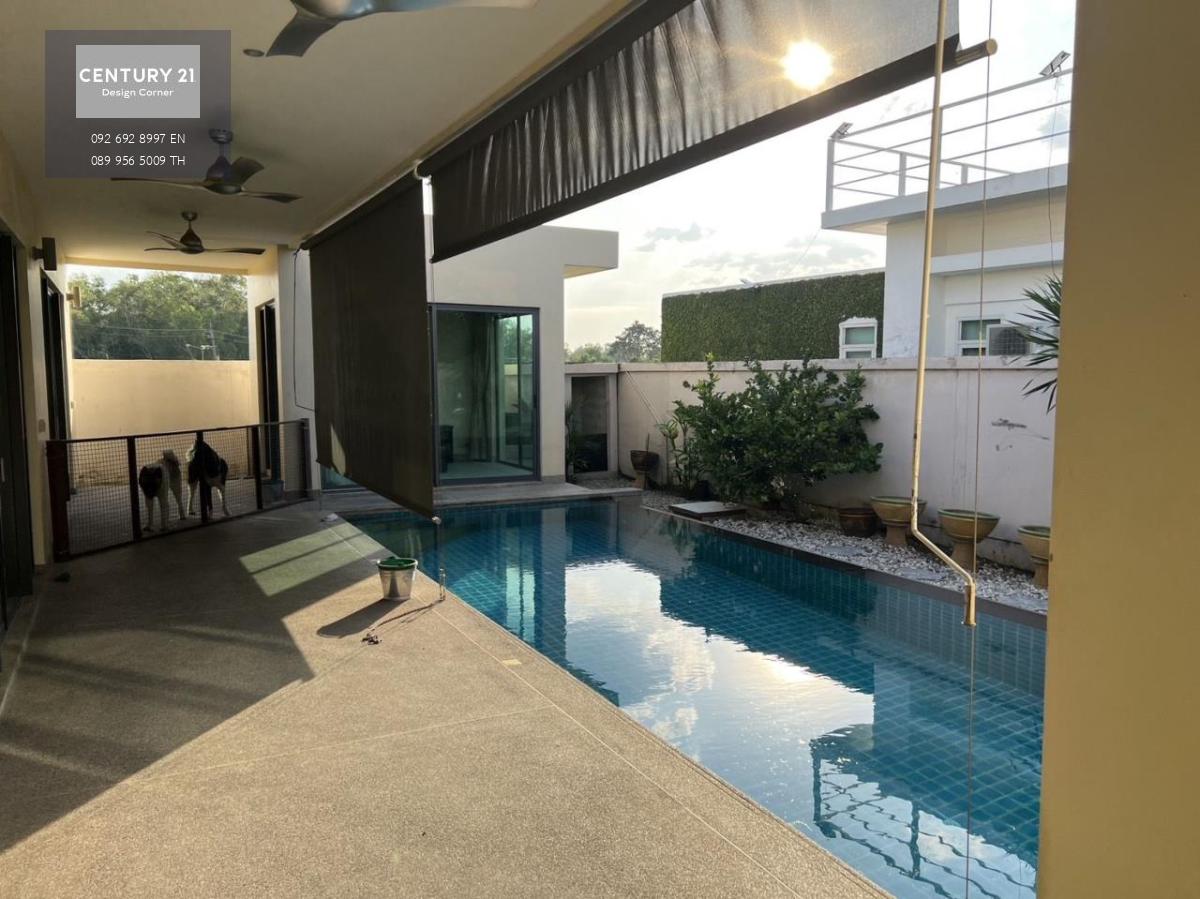 This spacious house is for sale and it comes at the price of 7,900,000฿ (Price recently dropped from 9,000,000฿) 3 Bedrooms & 2 Bathrooms 147 square meters for the interior area size (Single-storey) 290 square meters for the land plot size Fully furnished