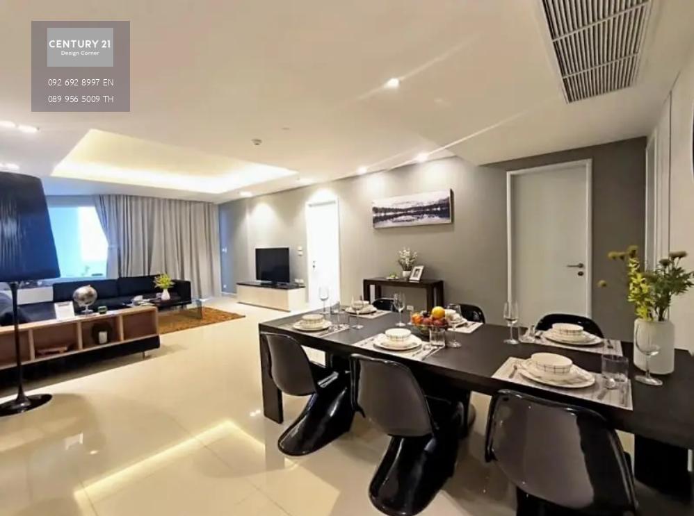 ขายคอนโดพร้อมผู้เช่า   คอนโดวิวทะเล ชื่อต่างชาติ La Royale Beach Condo นาจอมเทียน พัทยา