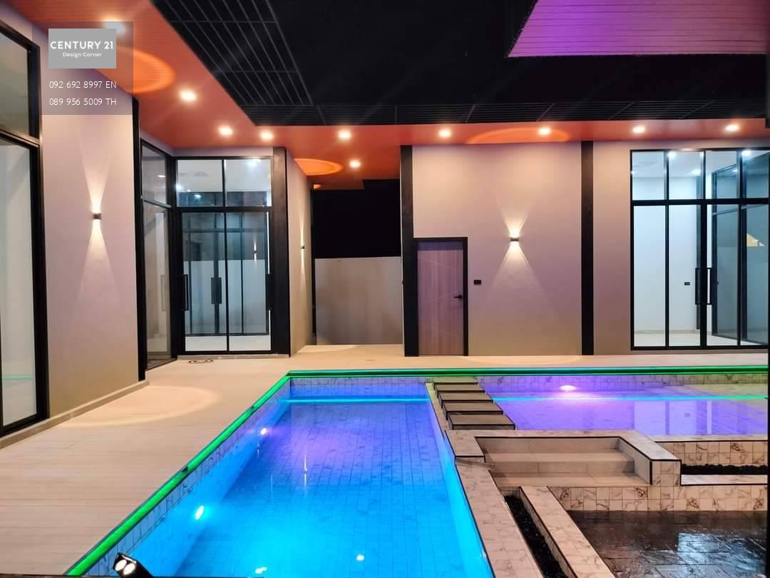 ขายบ้านหรู Pool Villa #เหนือกว่าด้วยฟังก์ชั่นใหญ่ พิกัด : สัตหีบ ต.พลูตาหลวง