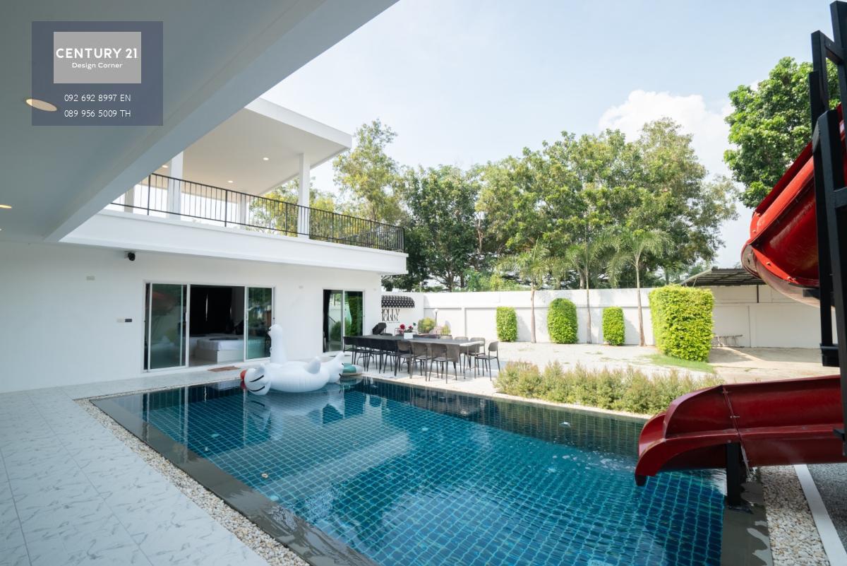 Sale Pool Villa with sitting tenant great for the investment Khao Makok Huay Yai Pattaya 6 bedrooms 5 bathrooms private swimming pool 