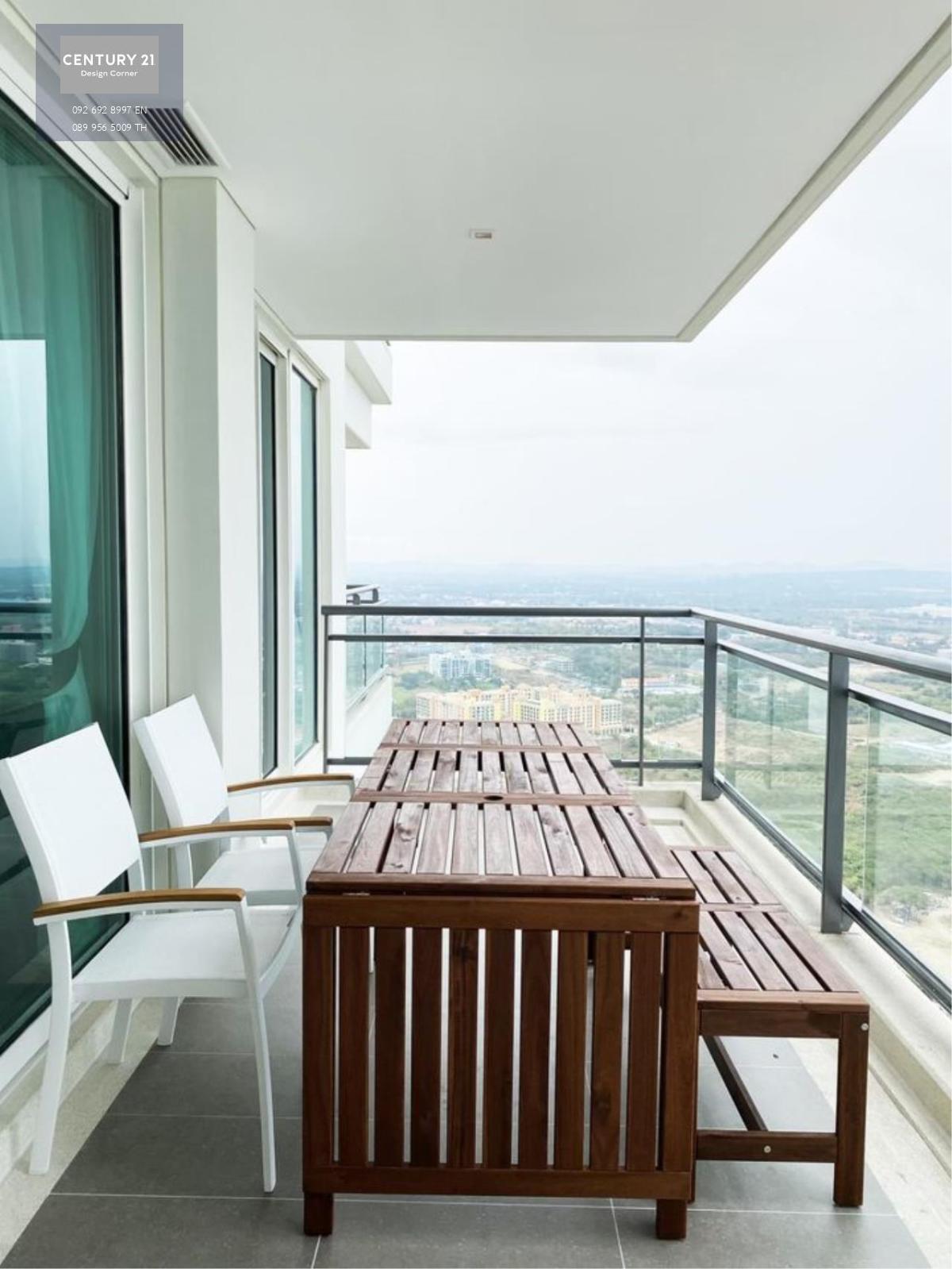 This high-rise condominium is for sale and it comes at the price of 18,000,000฿. 2 Bedrooms & 2 Bathrooms 116 square meters floor area size Fully furnished & fitted. Renovated from its original condition. Ready to move in. Thai Quota Condo features: Beaut