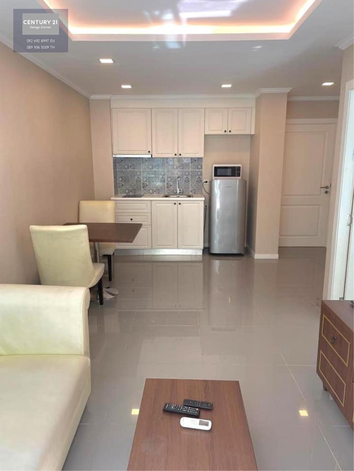 This condo has direct pool access and is for sale and for the price of 2,290,000฿. 1 Bedrooms & 1 Bathrooms 35.49 square meters floor area size Fully furnished & fitted. Ready to move in. Foreign Quota Condo features: Balcony with direct pool access Bedro