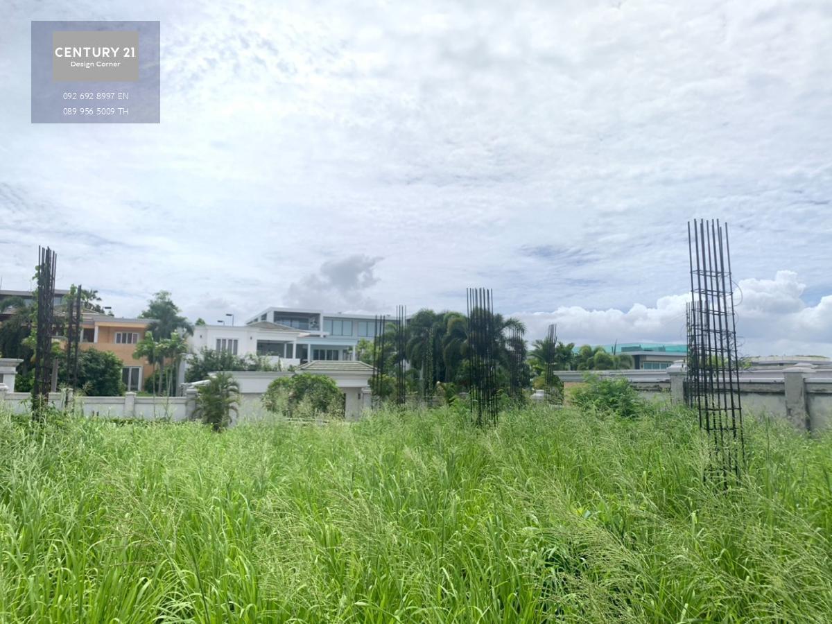 ที่ดินสวยในโครงการหรู ทำเลทอง  Siam Royal View เขาตาโล เมืองพัทยา