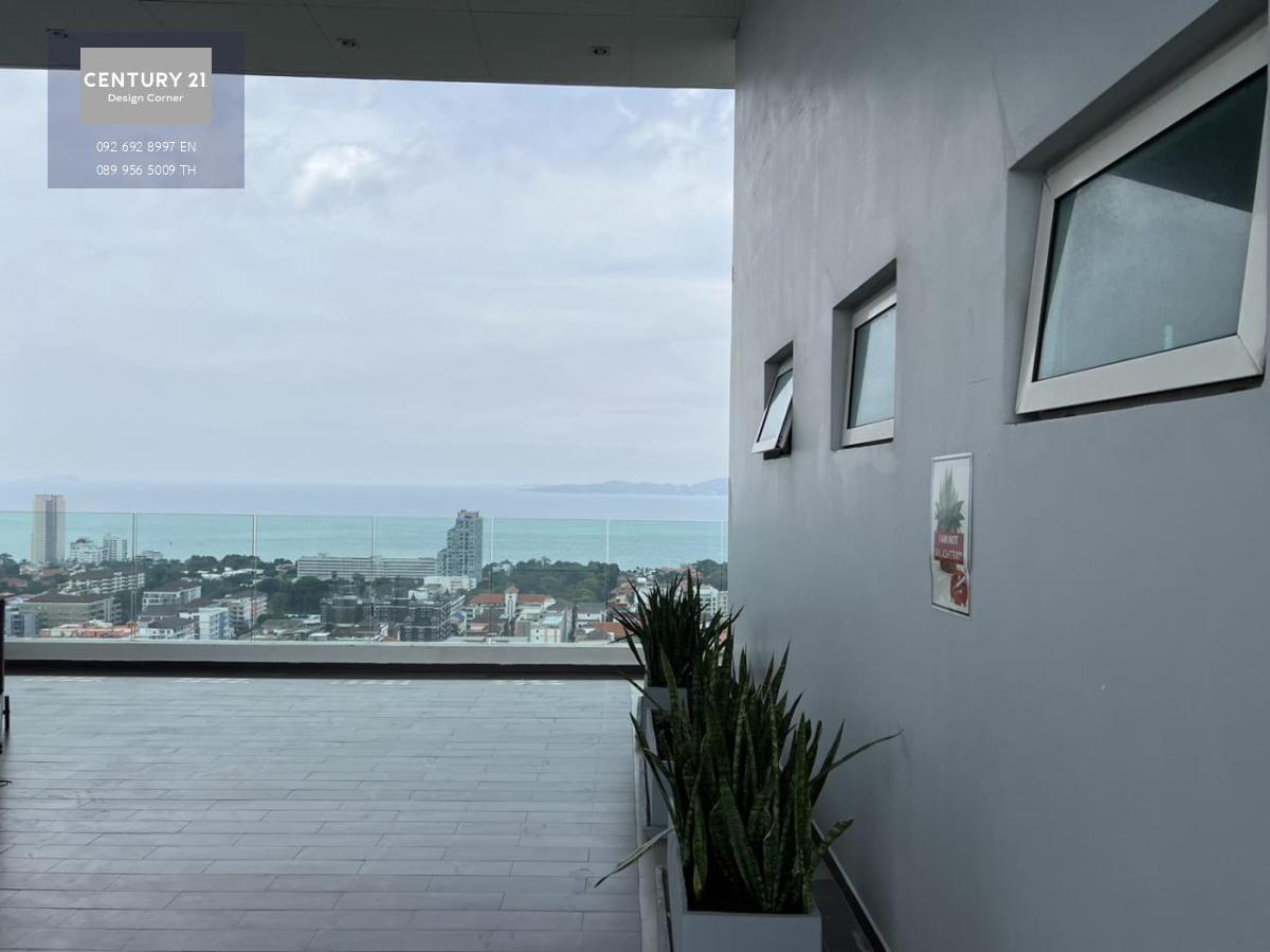 This condo is for sale at the price of 2,390,000฿ 1 bedroom & 1 bathroom 39 square meters 4th floor Foreign quota Condo features: Balcony and living room with great view of Pratumnak European kitchen Ceiling to floor glass windows in the bedroom providing