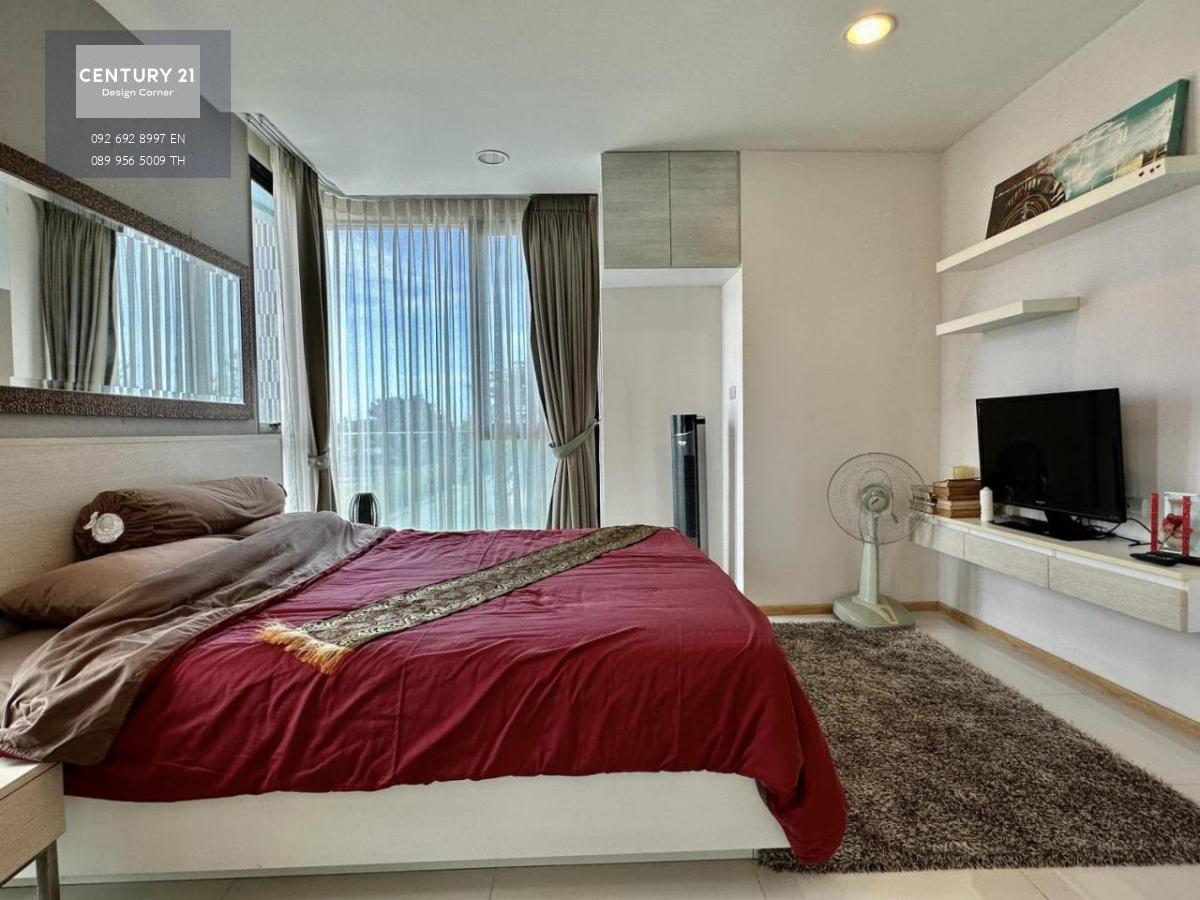 This sea-view condo is for sale and it comes at the price of 5,800,000฿. 1 Bedroom & 1 Bathroom 67 square meters Foreign quota Fully furnished & fitted. Ready to move in. Condo features, furniture & appliances: Balcony with garden & pool view Fully equipp