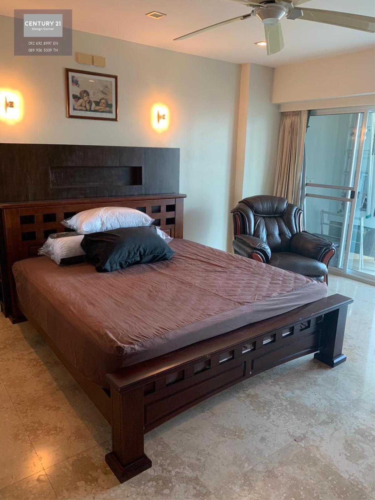 This sea view condo is for sale and it comes at the price of 11,900,000฿ 2 bedrooms & 2 bathrooms 137 square meters 15th floor Foreign quota Condo features: 2 bedrooms & 2 bathrooms Large living room area & balcony with city and sea view Fully equipped ki