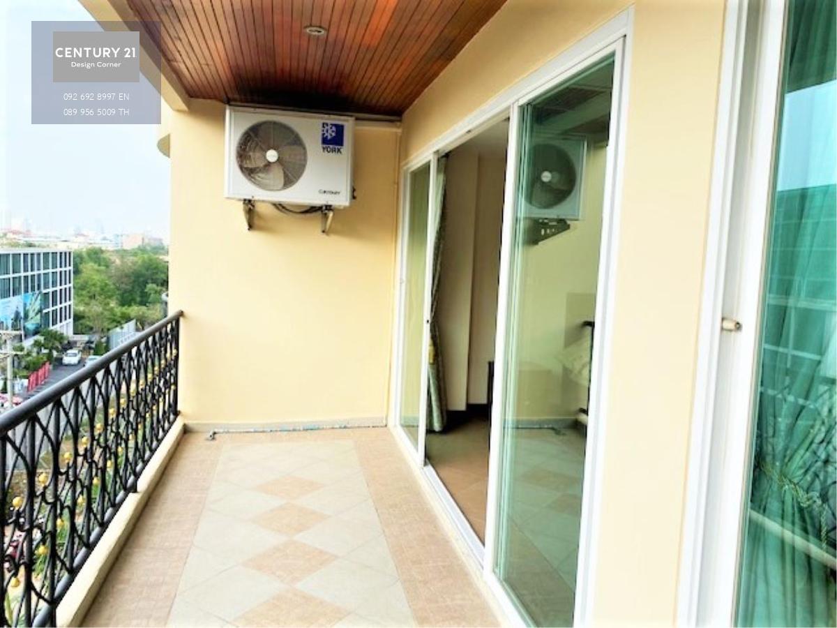 This condo is for sale at the price of 2,950,000฿ 1 bedroom & 2 bathrooms 81 square meters 5th floor Company ownership Fully furnished & ready to move in Condo features: Very spacious living room area Fully equipped kitchen with kitchen counter Large balc