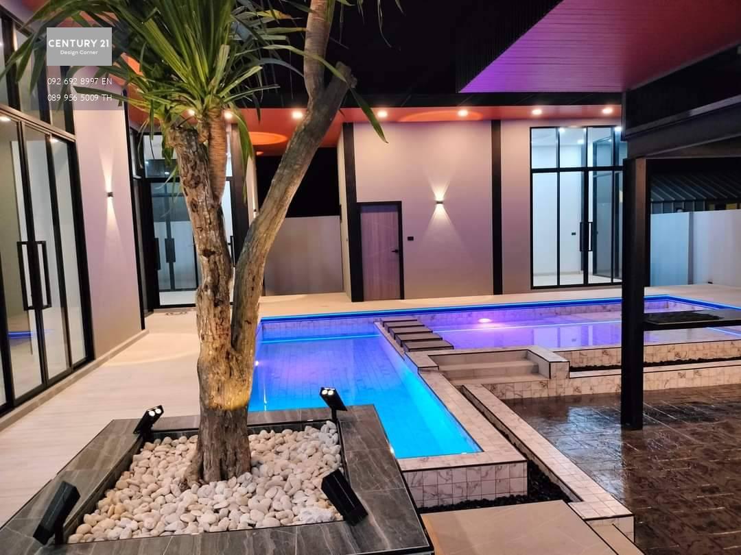 ขายบ้านหรู Pool Villa #เหนือกว่าด้วยฟังก์ชั่นใหญ่ พิกัด : สัตหีบ ต.พลูตาหลวง