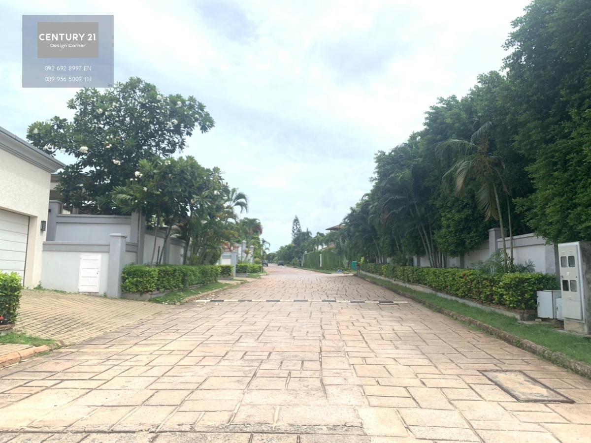 ที่ดินสวยในโครงการหรู ทำเลทอง  Siam Royal View เขาตาโล เมืองพัทยา