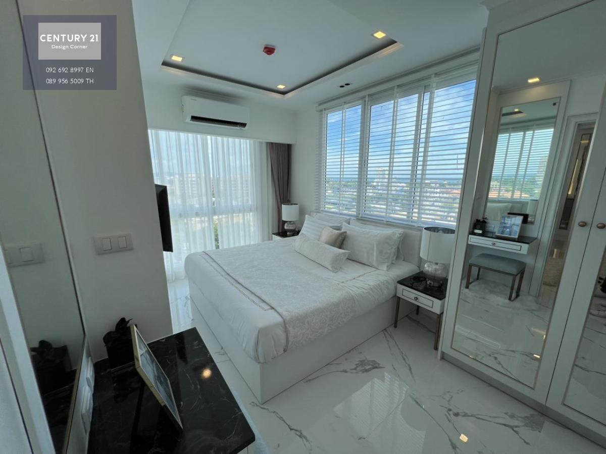 This two-bedroom condo is for sale and it comes at the price of 5,900,000฿ 2 Bedrooms & 2 Bathrooms 64 square meters Fully furnished & fitted. Condo features, furniture & appliances: Beautiful view of Jomtien Fully equipped European kitchen Fully aircondi