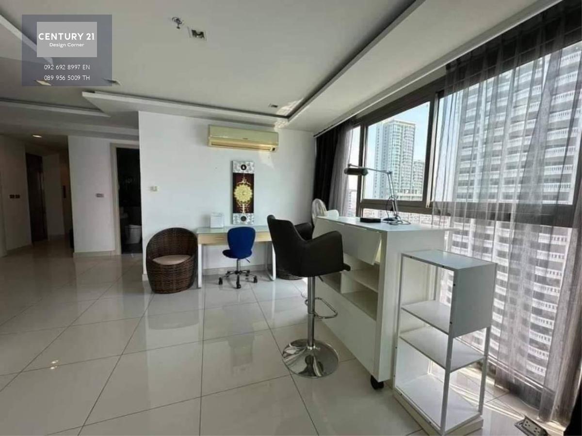 35,000,000฿ 3 bedrooms and 3 bathrooms in the exclusive area of Wong Amat 186 square meters Foreign quota High floor Large balcony with sea & city view Large living room area Fully equipped European kitchen with kitchen island Master bedroom with balcony 