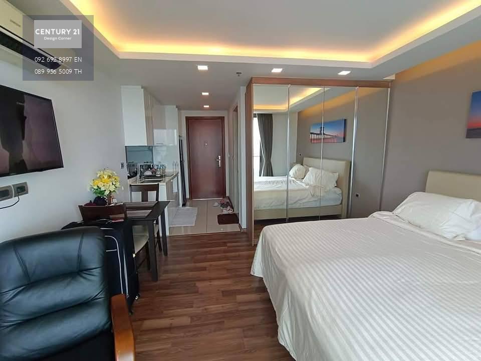 ขายคอนโดวิวทะเล ห้องพร้อมเข้าอยู่ ชื่อต่างชาติ Peak Tower Condo Pratumnak Hill , Pattaya 