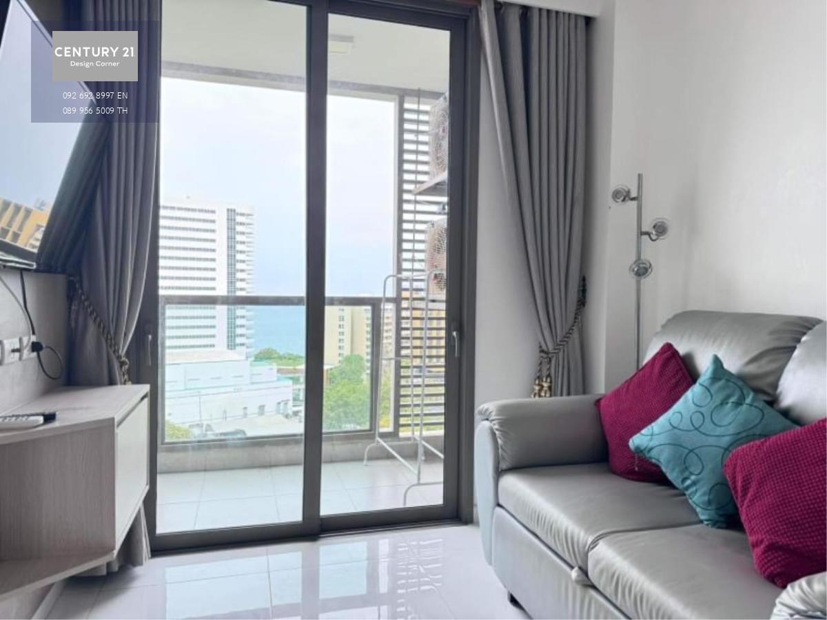 This condo is for sale at the price of 2,500,000฿ 1 bedroom & 1 bathroom 74 square meters 8th floor Foreign quota Fully furnished & ready to move in Condo features: Large open-plan living room area Fully equipped kitchen Ceiling fans throughout Fully air-