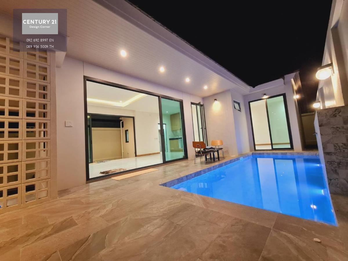 Icon D Pool Villa บางเสร่ สัตหีบ บ้านสไตล์โมเดิร์นทรอปิคอล เปิดจอง. ราคาเริ่มต้นเพียง 3.79 ล้านบาท