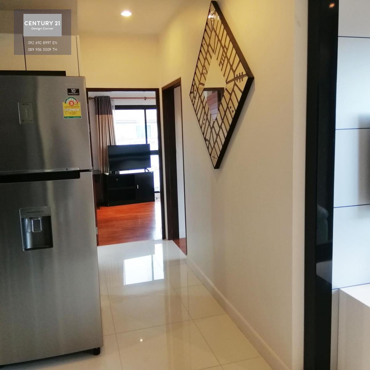 This low-floor condominium comes at the price of 3,600,000฿ for sale and 20,000฿ per month for a 12 month rental contract. (Long term contracts only) 2 Bedrooms & 2 Bathrooms 3rd Floor 61.5 square meters Fully furnished & fitted Foreign Quota Transfer fee