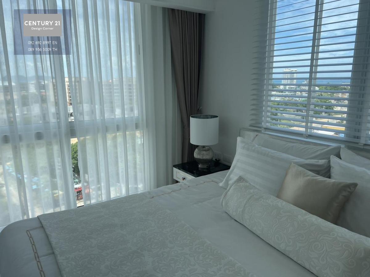 This two-bedroom condo is for sale and it comes at the price of 5,900,000฿ 2 Bedrooms & 2 Bathrooms 64 square meters Fully furnished & fitted. Condo features, furniture & appliances: Beautiful view of Jomtien Fully equipped European kitchen Fully aircondi