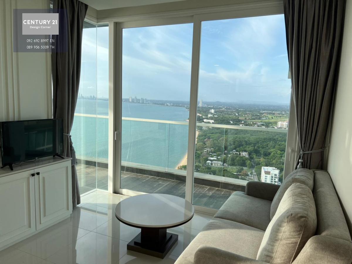 This beautiful sea-view condominium is for sale and it comes at the price of 6,200,000฿ Corner unit One bedroom & one bathroom 50 square meters Foreign Quota Condo features: Corner unit Sea-view from almost every corner of the unit Ceiling-to-floor glass 