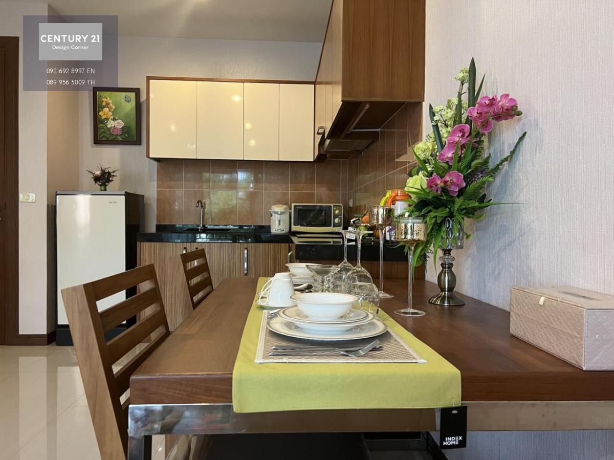 This centrally located condominium is for sale and it comes at the price of 4,600,000฿ 1 Bedroom & 1 Bathroom 64 square meters Fully furnished & fitted. It has been recently renovated from its original condition. Brand new furniture. Condo features, furni