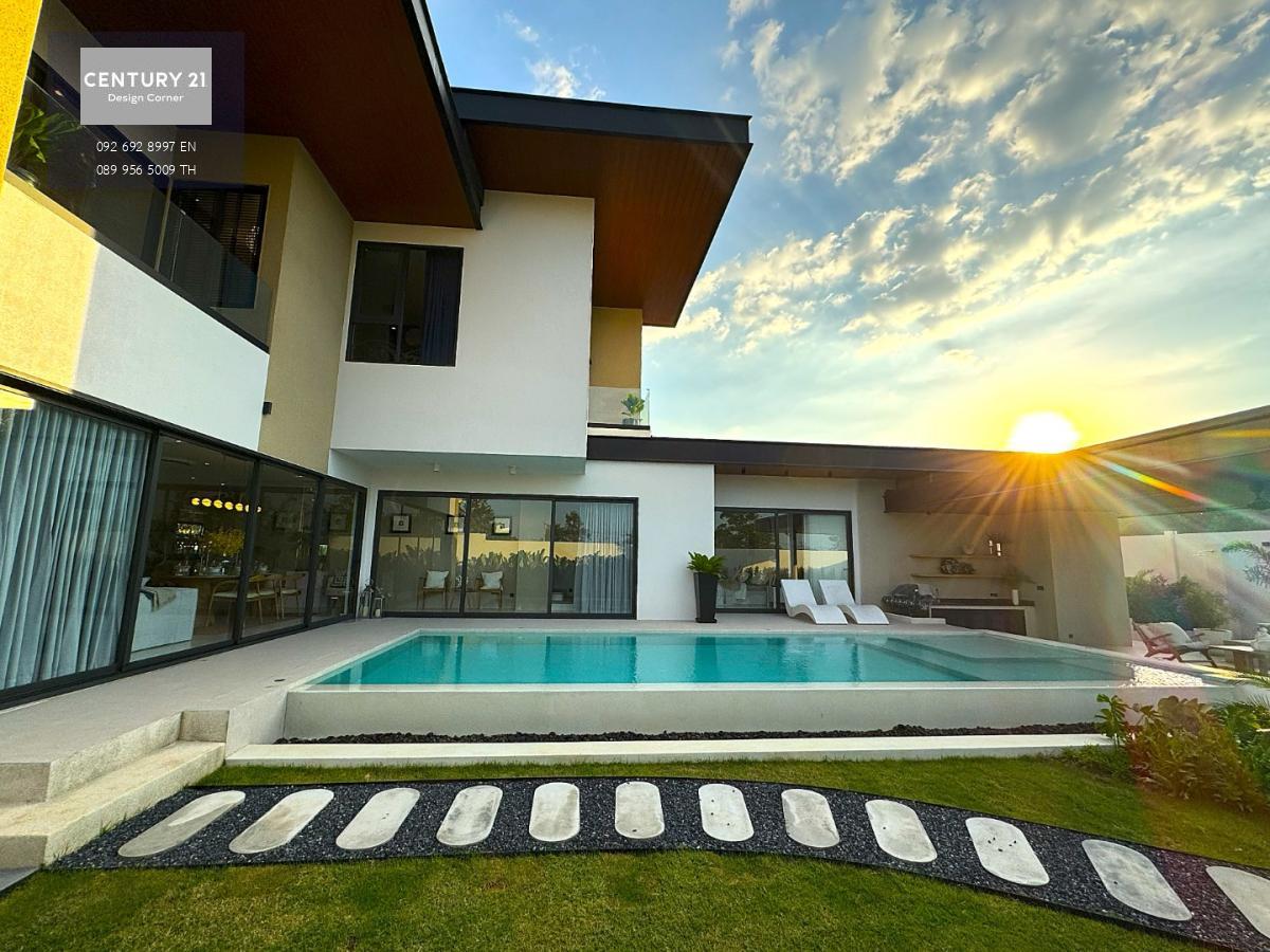 Prime Habitat Pool Villa พัทยา