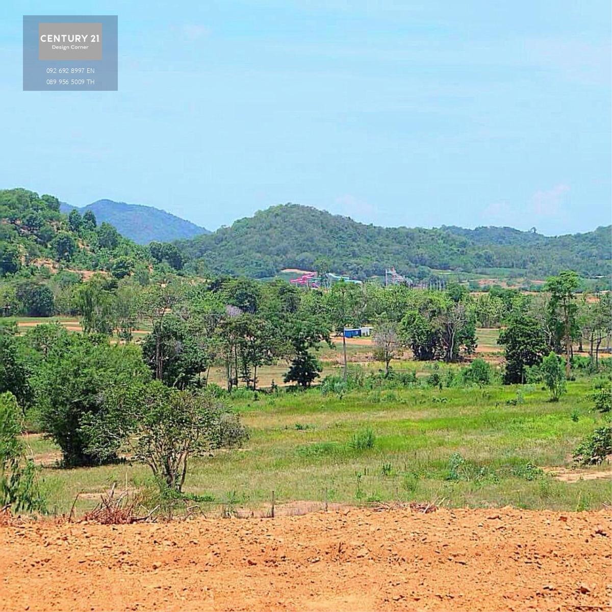 ขาย ที่ดินท้องมังกร วิวภูเขา เขาชีจรรย์ นาจอมเทียน สัตหีบ ชลบุรี