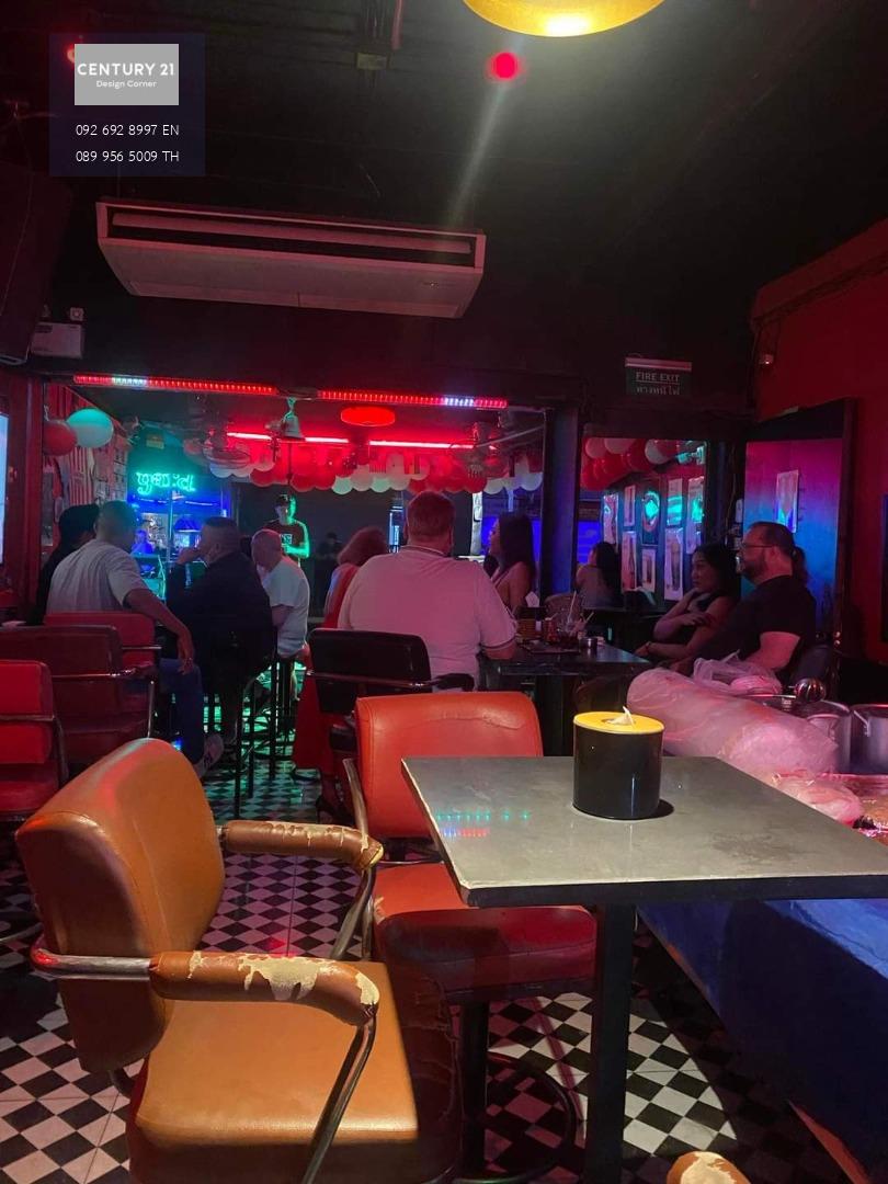 Bar for Sale on Soi Chaiyapoon - Price: 1.95 million THB