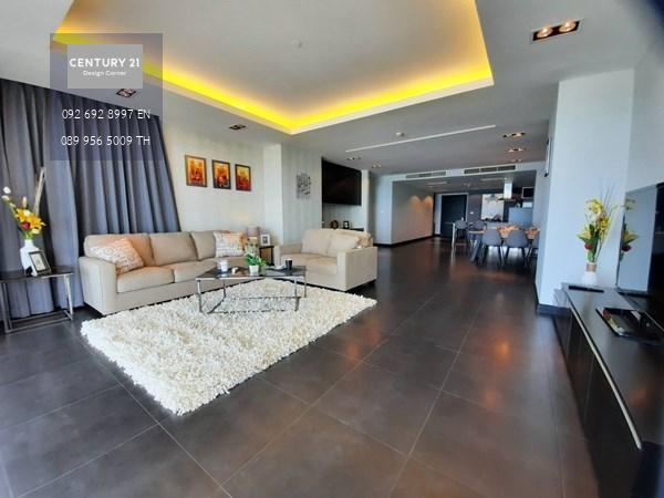 ขายคอนโดพร้อมผู้เช่า   คอนโดวิวทะเล ชื่อต่างชาติ La Royale Beach Condo นาจอมเทียน พัทยา