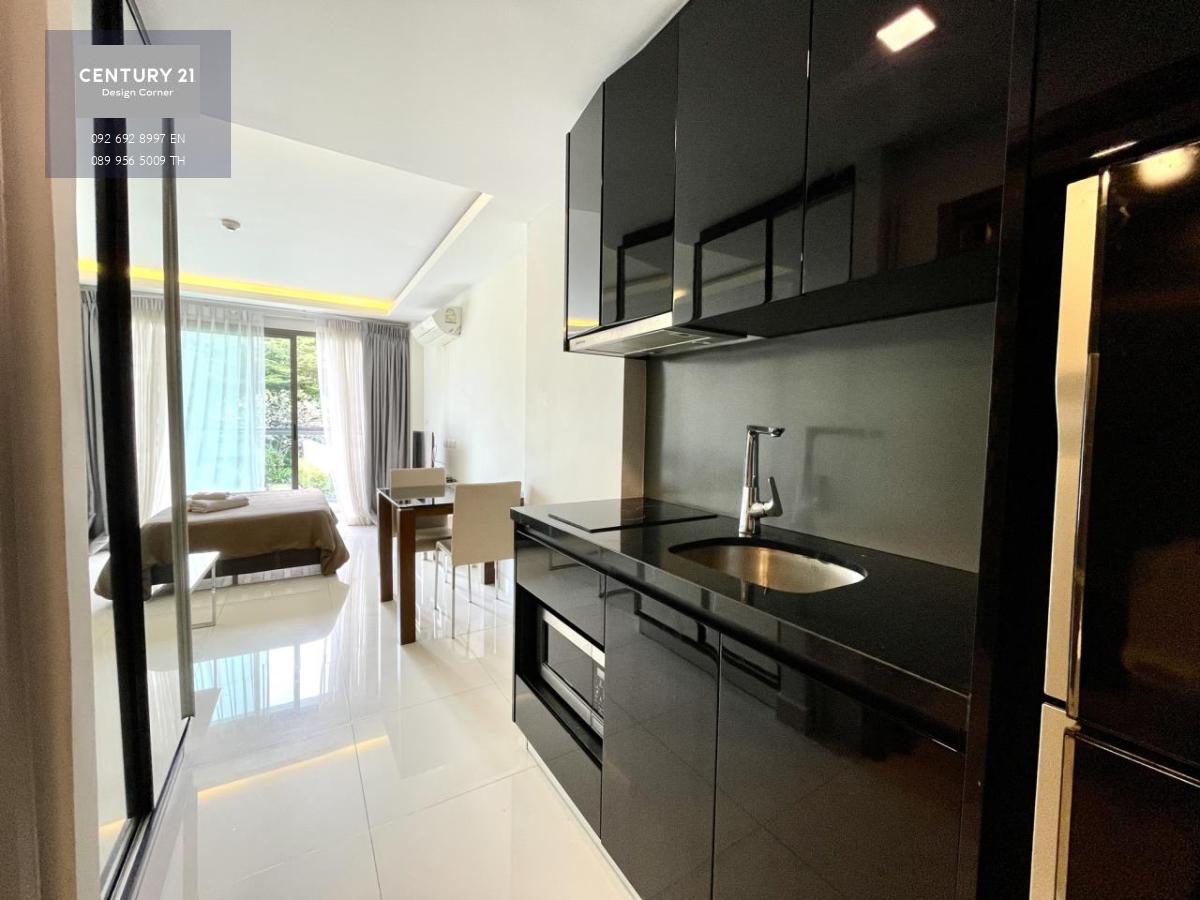 special price condo. Studio room, ready to move in. Club Royal Wongmart Pattaya.