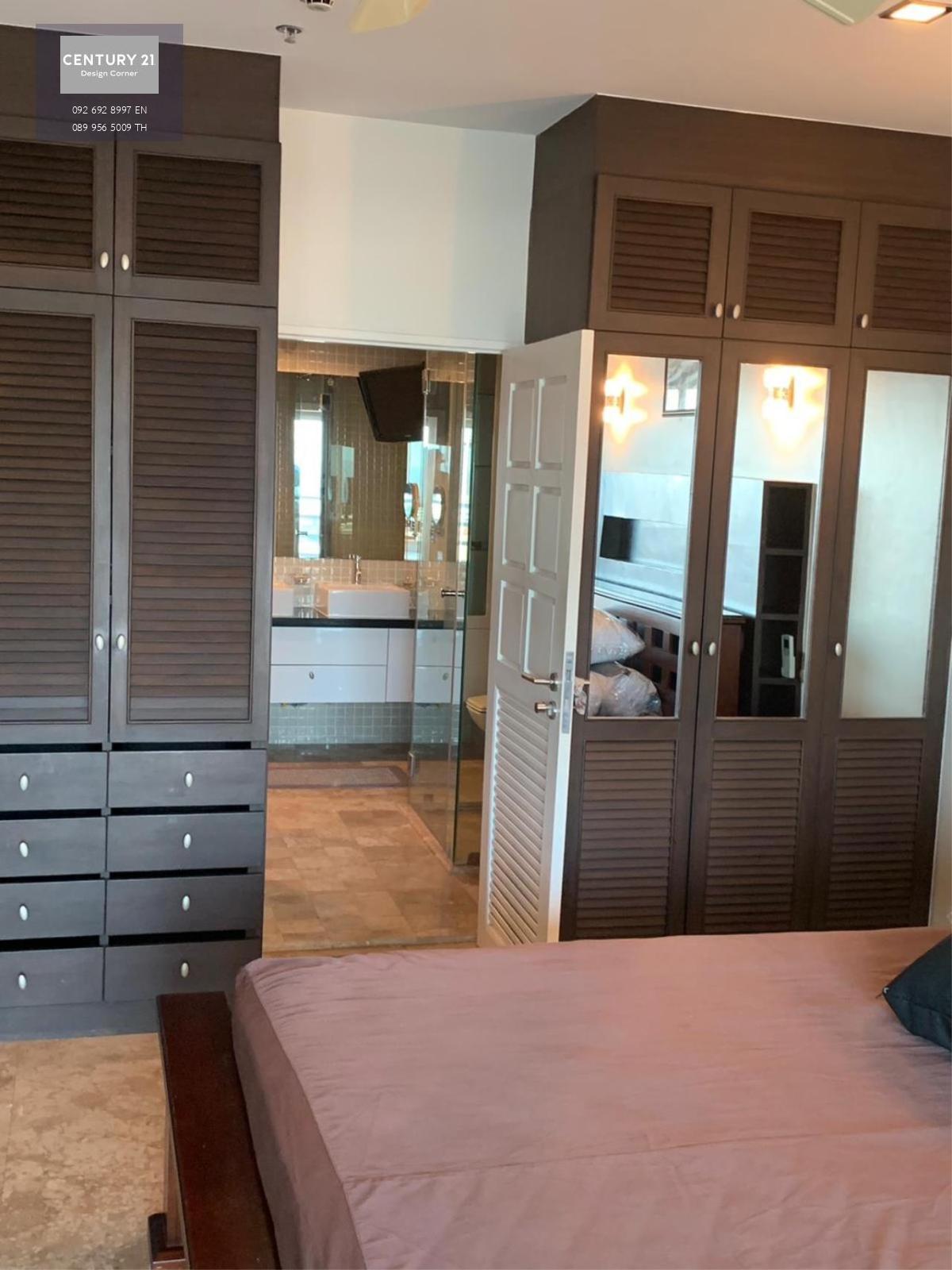 This sea view condo is for sale and it comes at the price of 11,900,000฿ 2 bedrooms & 2 bathrooms 137 square meters 15th floor Foreign quota Condo features: 2 bedrooms & 2 bathrooms Large living room area & balcony with city and sea view Fully equipped ki