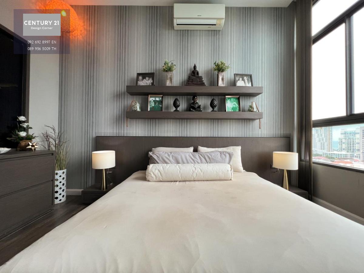 This hilltop condominium comes at the price of 7,250,000฿ (Recently reduced from 8,500,000฿) 2 Bedrooms & 2 Bathrooms 89 square meters Fully furnished & fitted. It has been renovated from its original condition Foreign Quota Transfer fees & taxes: 50/50 C