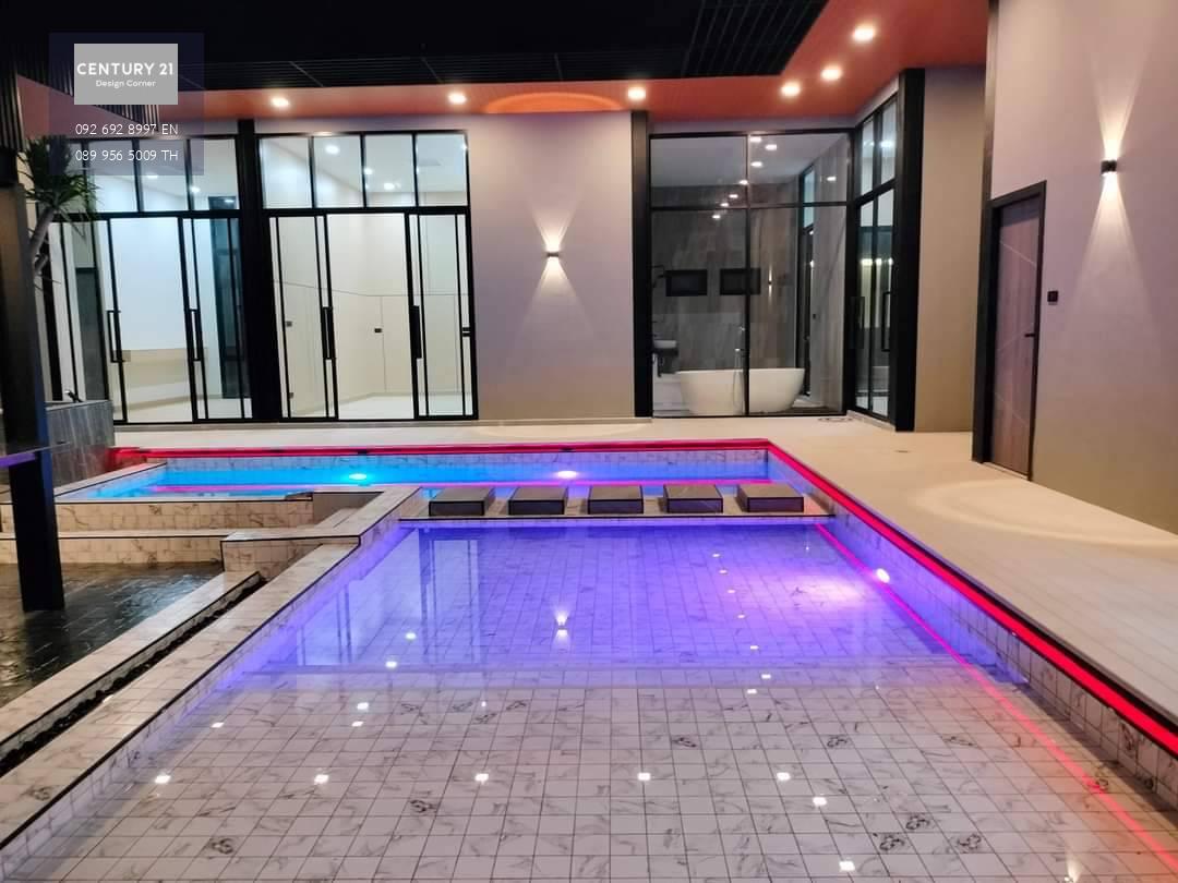 ขายบ้านหรู Pool Villa #เหนือกว่าด้วยฟังก์ชั่นใหญ่ พิกัด : สัตหีบ ต.พลูตาหลวง