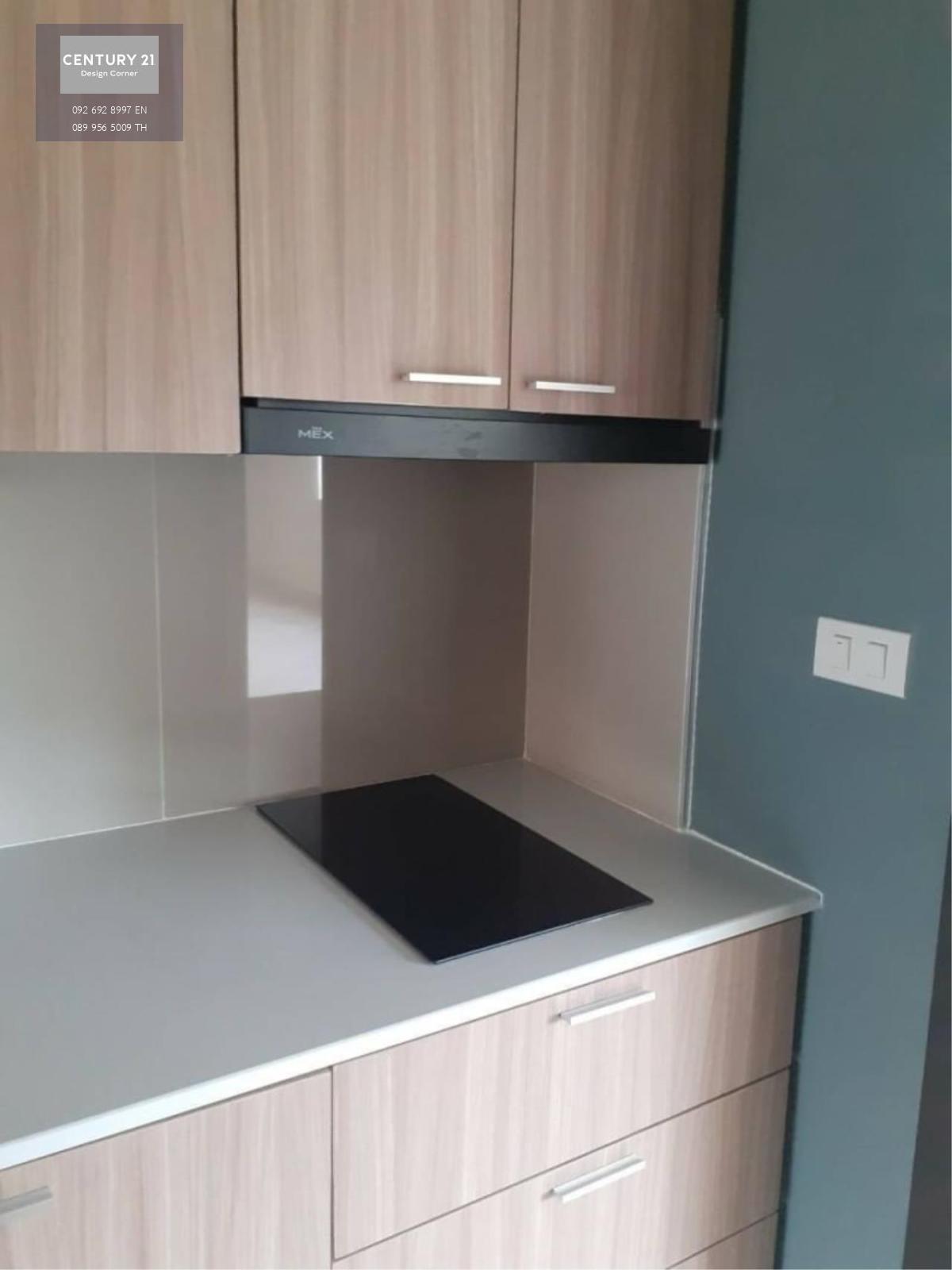 Condo for sale as is, special price, Pratumnak, Pattaya.Size 55.74 sq m Price 3,623,100 bath centralgaragegardenBBQ area24 hour securityswimming poolnearby placesSupermarket 1.4 kilometers from the condo.Tops Daily 1.7 km.The Plaza Jomtien Shopping Center